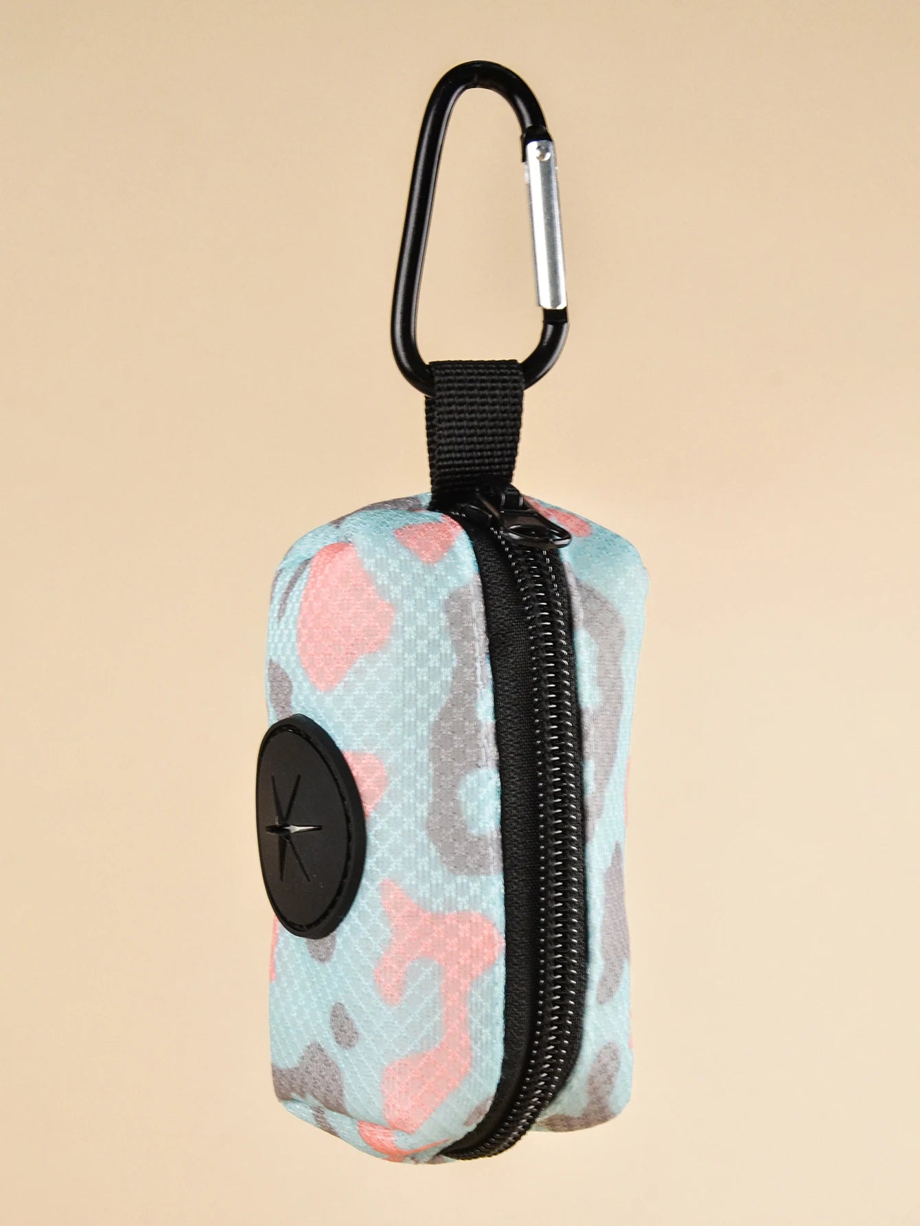 Poop in Style! Cute Designer Poop Bag Holder – Easy Attachment for Any Leash - amazing bark 